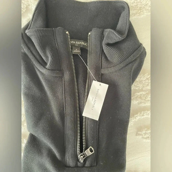 Banana Republic Half-Zip Pullover - Picture 5 of 6